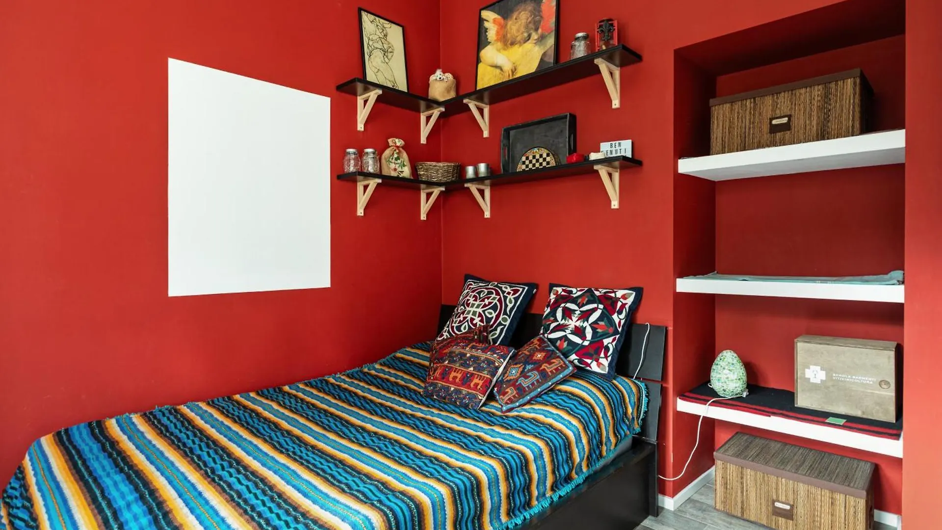 Beautiful Charming Garden Apartment Near St Peter Rome