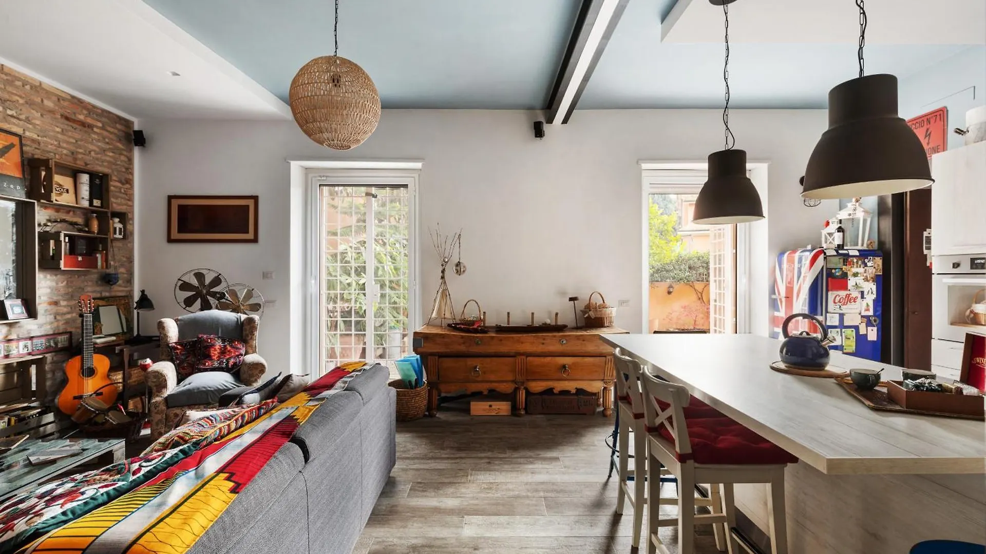 Beautiful Charming Garden Apartment Near St Peter Rome