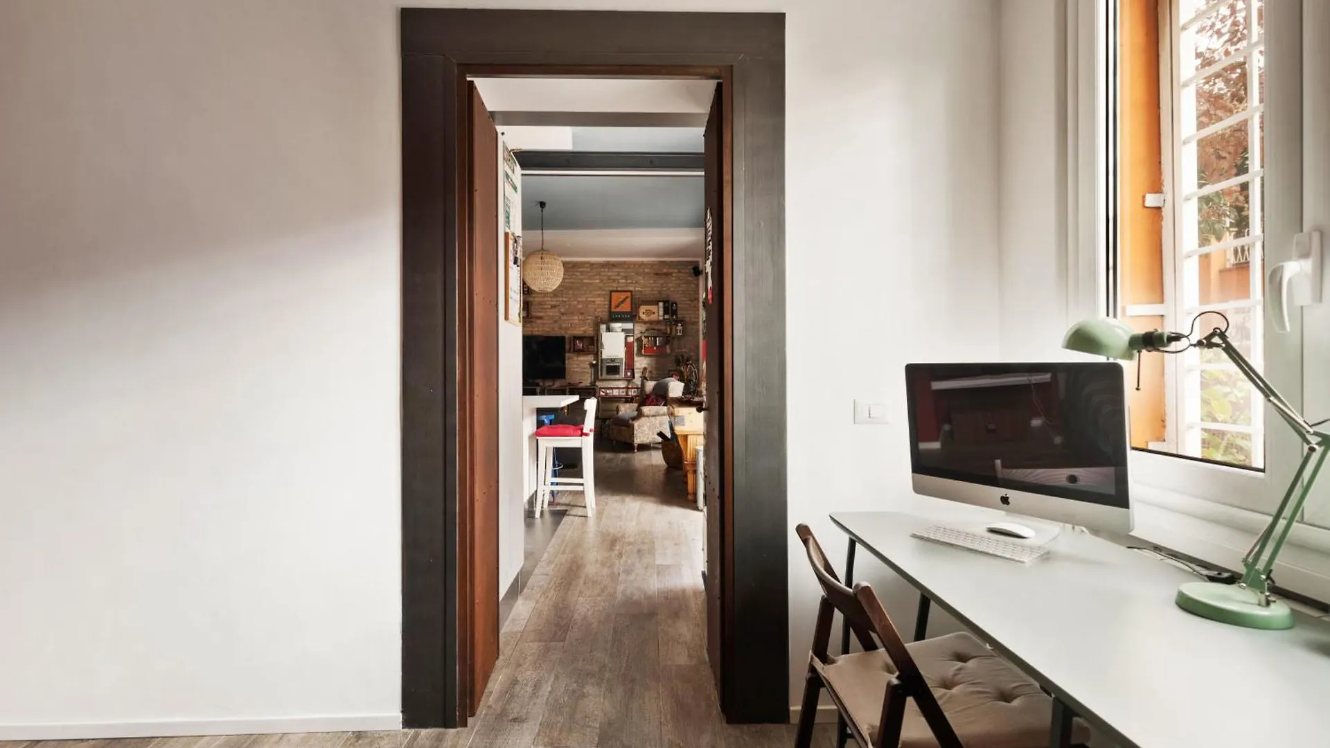 Beautiful Charming Garden Apartment Near St Peter Rome