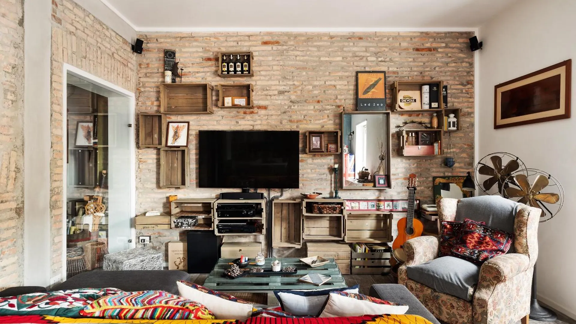 Beautiful Charming Garden Apartment Near St Peter Rome Italy