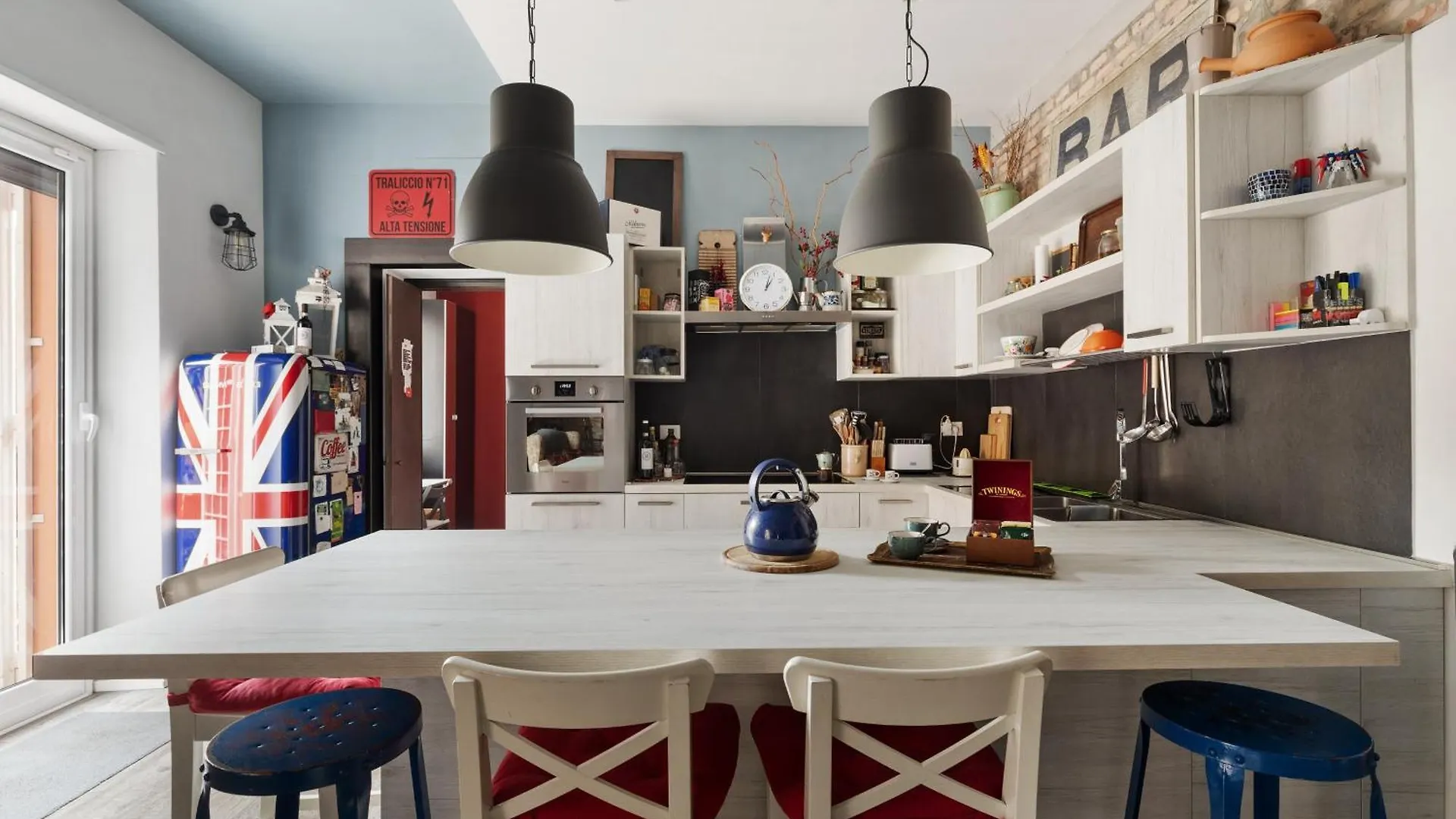 Beautiful Charming Garden Apartment Near St Peter Řím